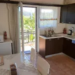 Luxury Beachfront Poseidon Artemisiou παραθαλάσσια στην βόρεια εύβοια για φιλοξενία 9 ατόμων 别墅 *
