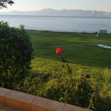 Luxury Beachfront Poseidon Artemisiou παραθαλάσσια στην βόρεια εύβοια για φιλοξενία 9 ατόμων ヴィラ *