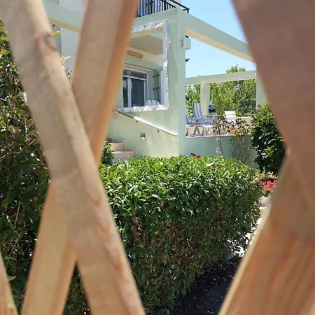 Luxury Beachfront Poseidon Artemisiou παραθαλάσσια στην βόρεια εύβοια για φιλοξενία 9 ατόμων ヴィラ *