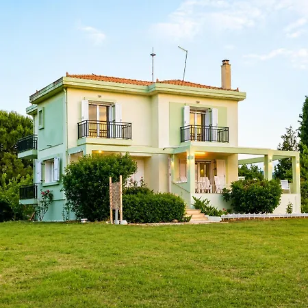 Luxury Beachfront Poseidon Artemisiou παραθαλάσσια στην βόρεια εύβοια για φιλοξενία 9 ατόμων ヴィラ *